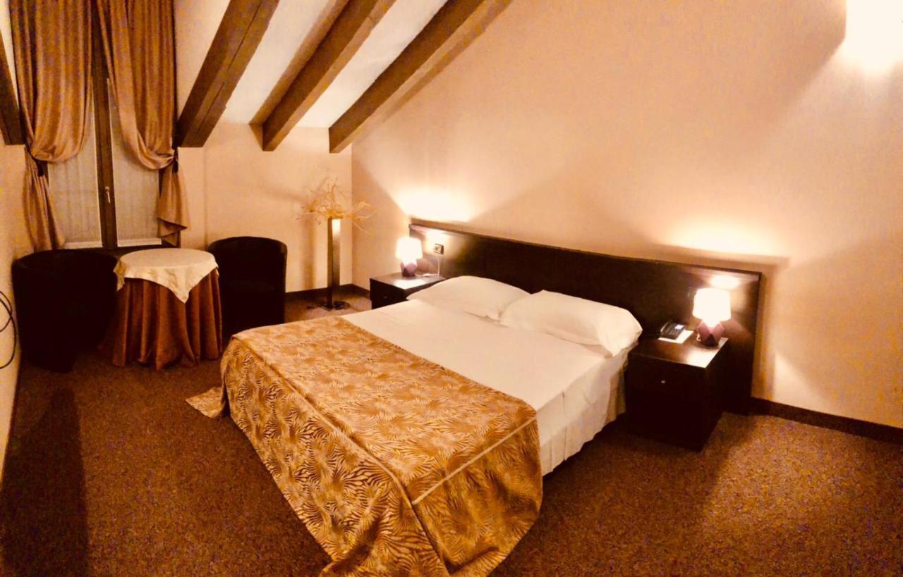Hotel Malpensa Inn Aereoporto Tornavento  Esterno foto