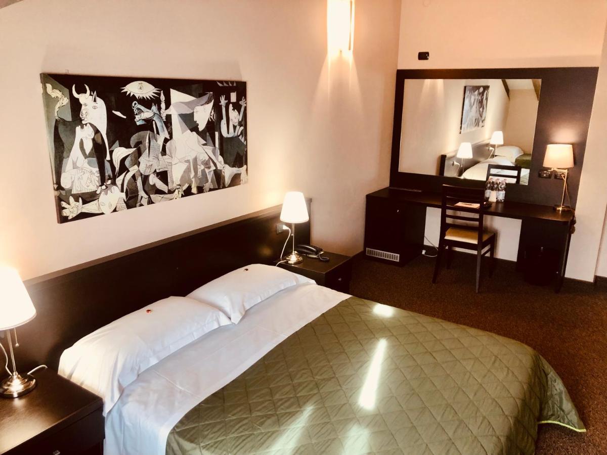 Hotel Malpensa Inn Aereoporto Tornavento  Esterno foto