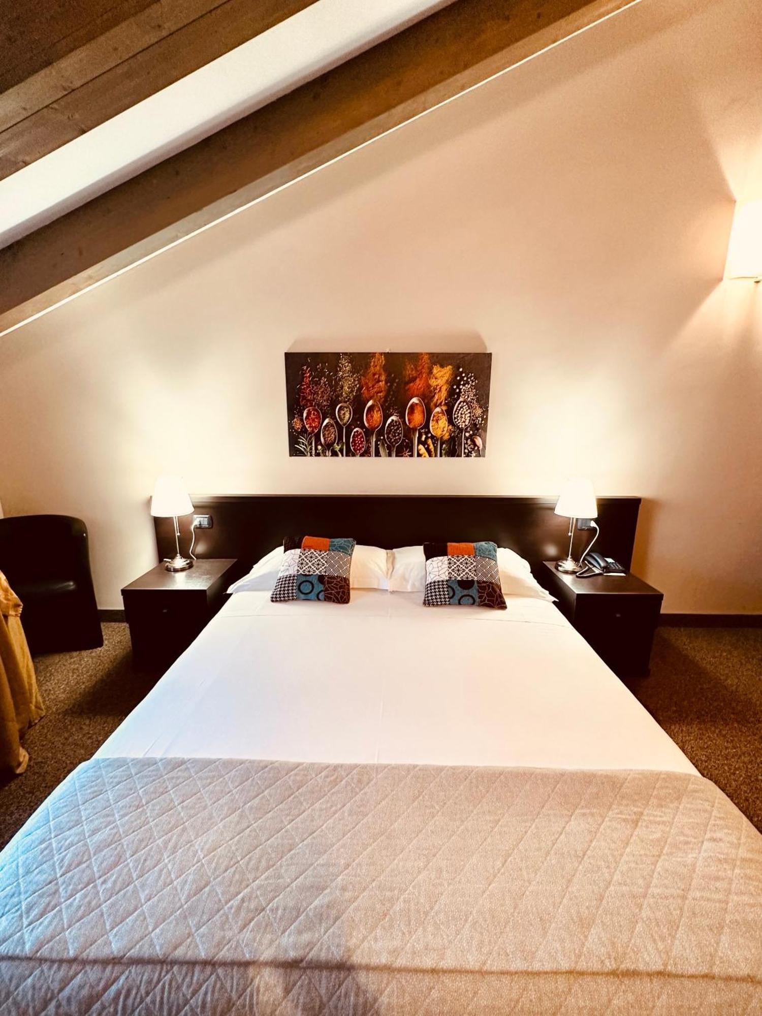 Hotel Malpensa Inn Aereoporto Tornavento  Esterno foto